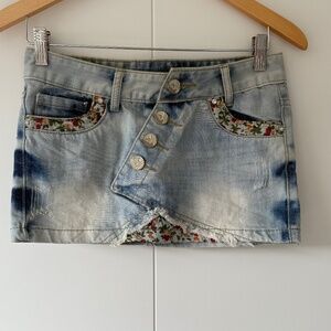 Mini Floral Embroidered Skirt